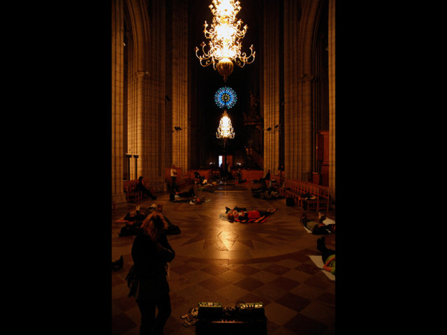 Gracing Space - Live feed at Friktioner Performance Festival at Uppsala Domkyrka. - Mari Kretz